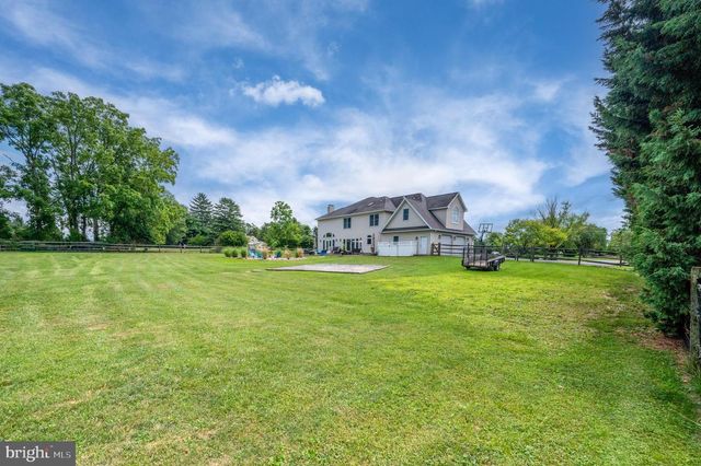 183 ZIEGLER RD, Leesport, PA 19533