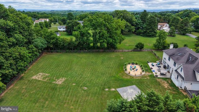 183 ZIEGLER RD, Leesport, PA 19533