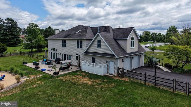 183 ZIEGLER RD, Leesport, PA 19533