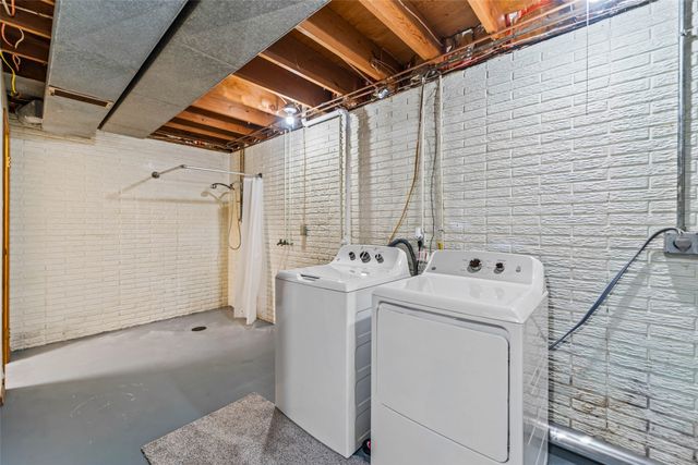 720 Latrobe Avenue, Mccallsburg, IA 50154