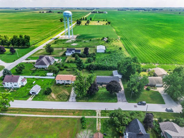 720 Latrobe Avenue, Mccallsburg, IA 50154