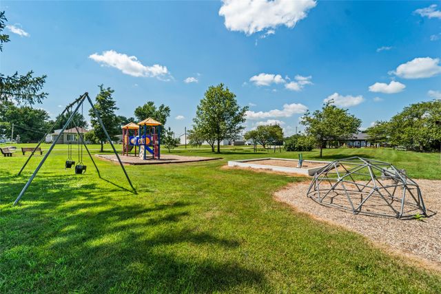 720 Latrobe Avenue, Mccallsburg, IA 50154