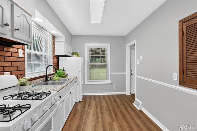 9424 Corregidor Drive, St Louis, MO 63134