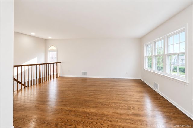 152 Rice Avenue, Staten Island, NY 10314