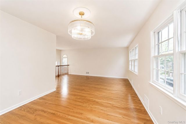 152 Rice Avenue, Staten Island, NY 10314