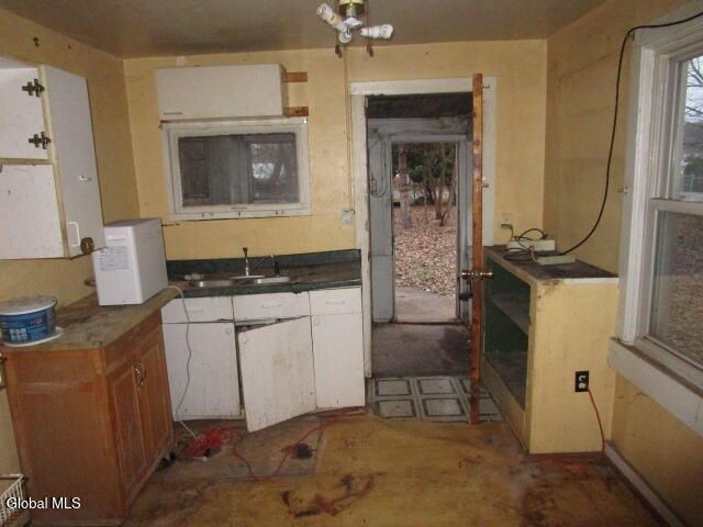 205 Tampa Avenue, East Greenbush, NY 12144