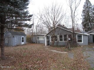 205 Tampa Avenue, East Greenbush, NY 12144