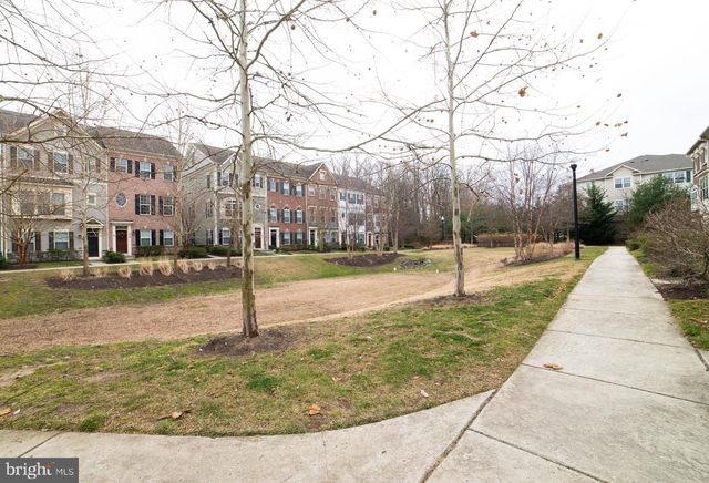 102 VANGUARD LN, Annapolis, MD 21401