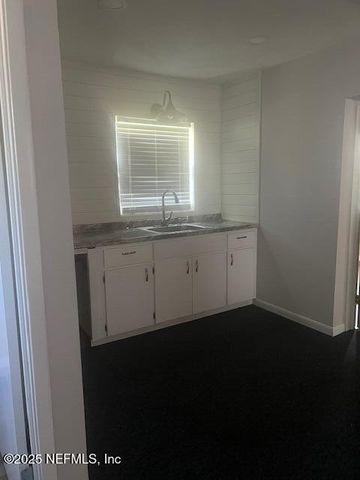 160 Nightingale Street, B, Keystone Heights, FL 32656