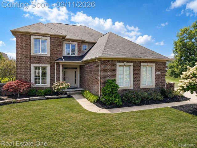 26690 Kentucky Court, Lyon Charter Township, MI 48178