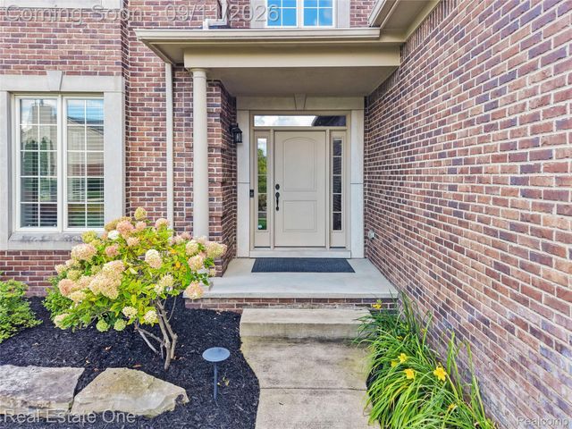 26690 Kentucky Court, Lyon Charter Township, MI 48178