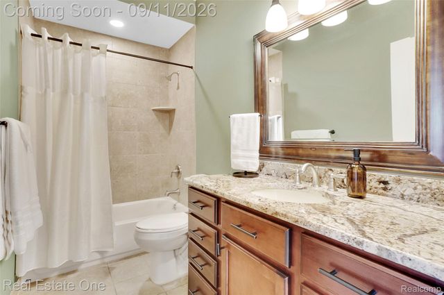 26690 Kentucky Court, Lyon Charter Township, MI 48178
