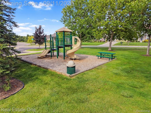 26690 Kentucky Court, Lyon Charter Township, MI 48178