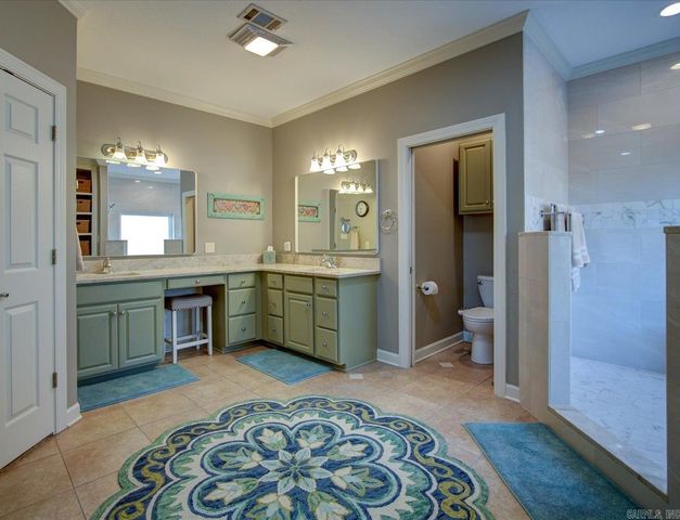 220 Grand Ridge Terrace, Hot Springs, AR 71901