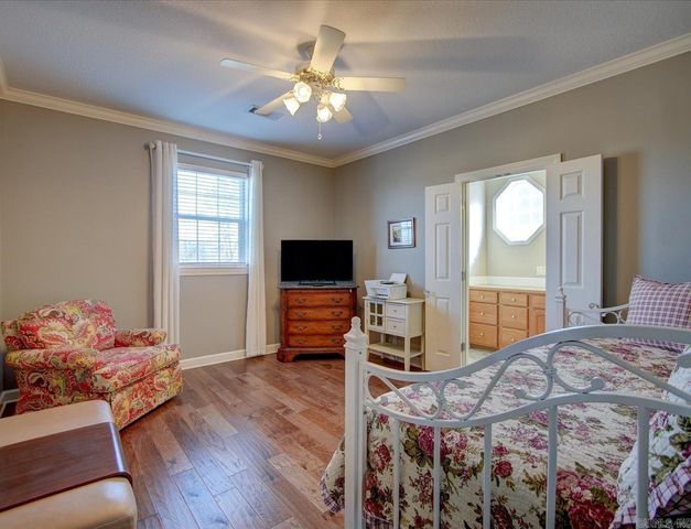 220 Grand Ridge Terrace, Hot Springs, AR 71901