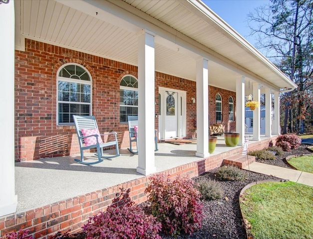 220 Grand Ridge Terrace, Hot Springs, AR 71901