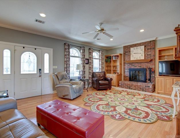 220 Grand Ridge Terrace, Hot Springs, AR 71901