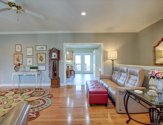 220 Grand Ridge Terrace, Hot Springs, AR 71901