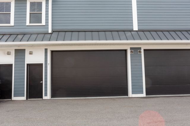 42 Felton Street 7, Waltham, MA 02453