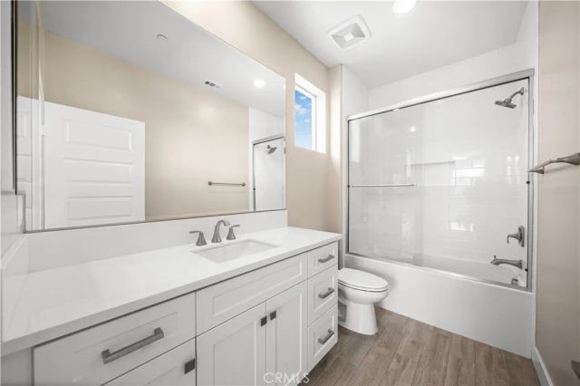 151 Scale, Irvine, CA 92618