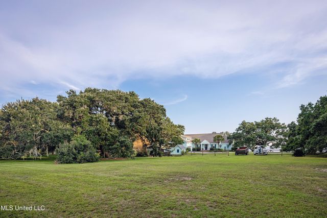 Lot 8 Pointe Aux Chenes, Ocean Springs, MS 39564