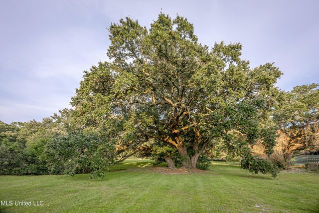 Lot 8 Pointe Aux Chenes, Ocean Springs, MS 39564