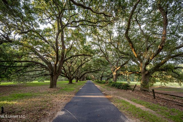 Lot 8 Pointe Aux Chenes, Ocean Springs, MS 39564