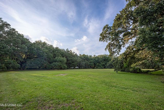 Lot 8 Pointe Aux Chenes, Ocean Springs, MS 39564