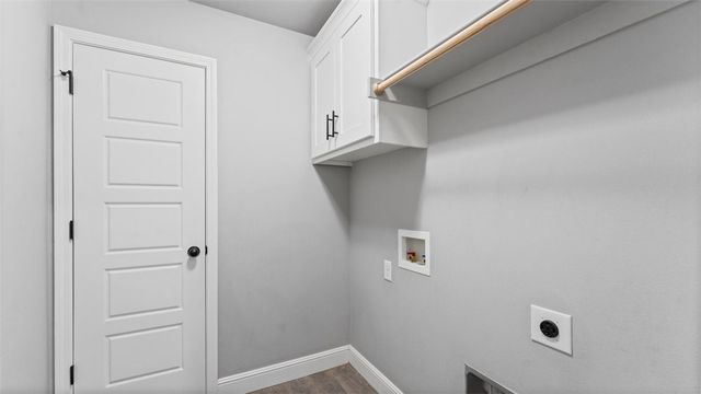 5902 NW Hoover Street, Bentonville, AR 72713