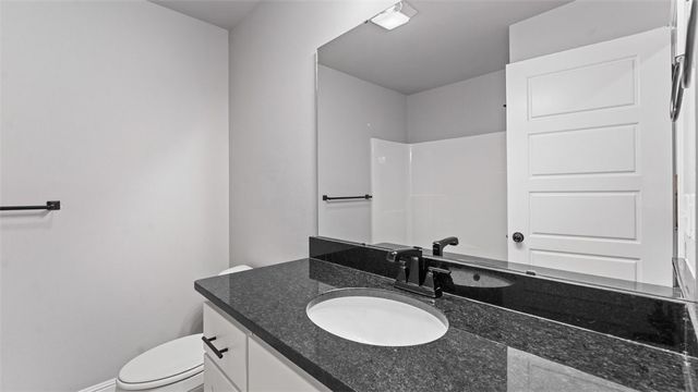 5902 NW Hoover Street, Bentonville, AR 72713