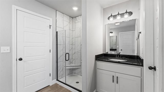 5902 NW Hoover Street, Bentonville, AR 72713