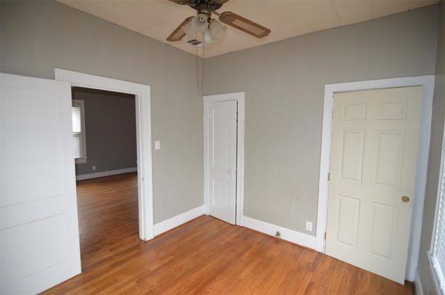 321 Dorchester Street, Houston, TX 77022