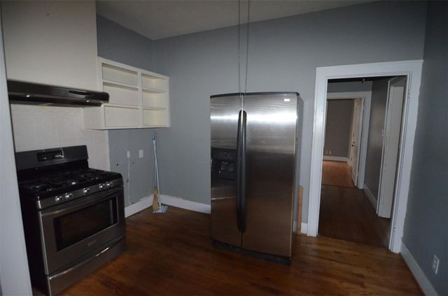 321 Dorchester Street, Houston, TX 77022