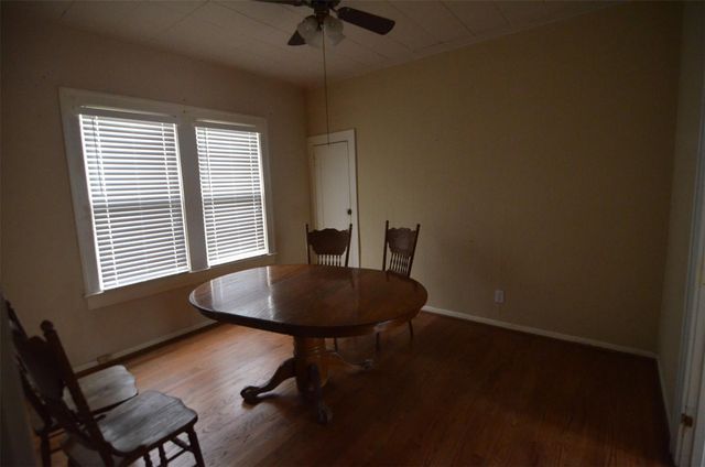 321 Dorchester Street, Houston, TX 77022