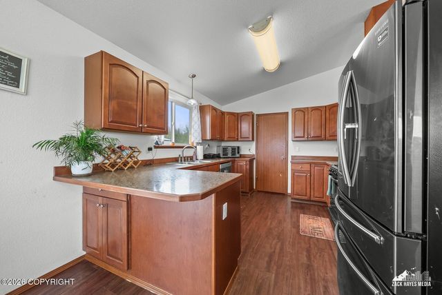 1175 N Angus Loop, Palmer, AK 99645