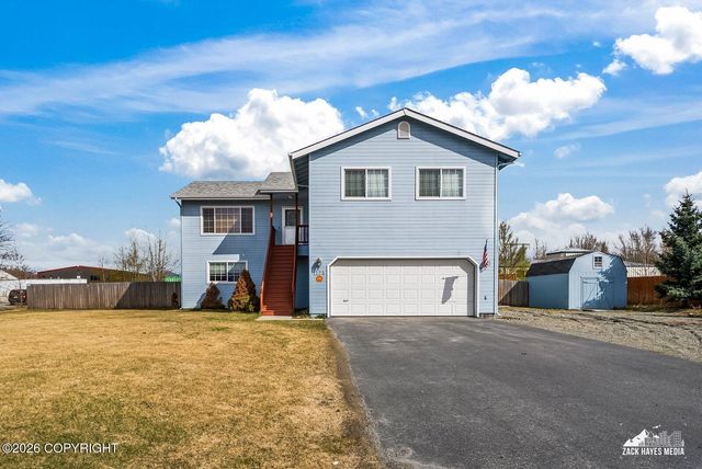 1175 N Angus Loop, Palmer, AK 99645