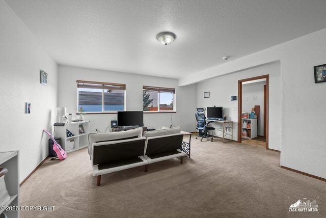 1175 N Angus Loop, Palmer, AK 99645