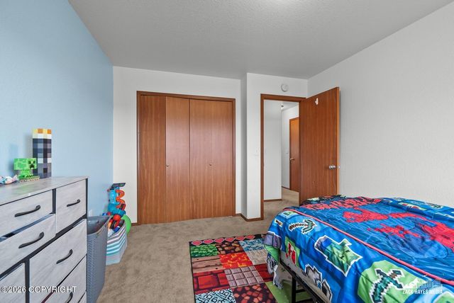 1175 N Angus Loop, Palmer, AK 99645