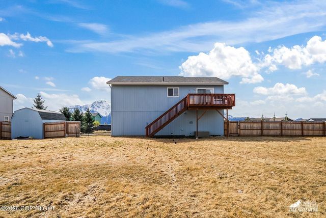 1175 N Angus Loop, Palmer, AK 99645