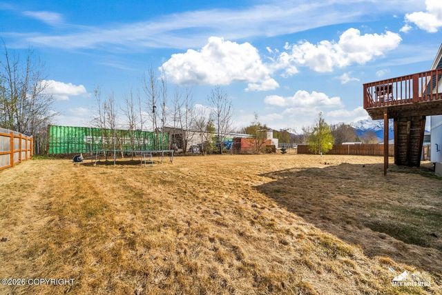 1175 N Angus Loop, Palmer, AK 99645