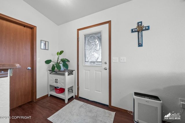 1175 N Angus Loop, Palmer, AK 99645