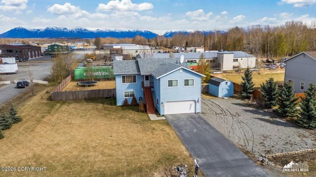 1175 N Angus Loop, Palmer, AK 99645