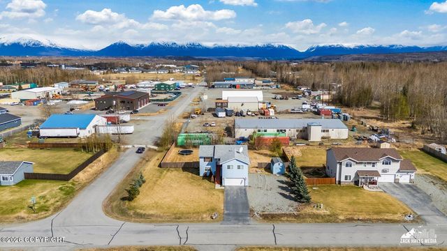 1175 N Angus Loop, Palmer, AK 99645