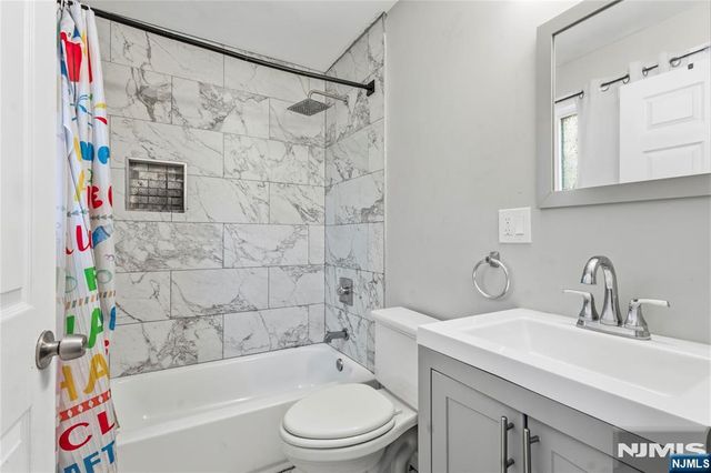 15 Chelsea Avenue, East Orange, NJ 07018