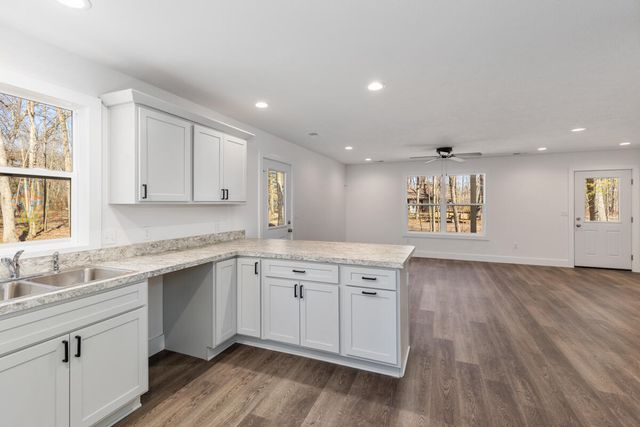 8992 Mackinaw Trail Drive, Reynolds Twp, MI 49329