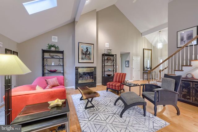 101 CHAPEL LN, Brownstown, PA 17508