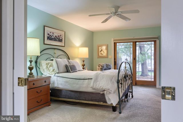 101 CHAPEL LN, Brownstown, PA 17508