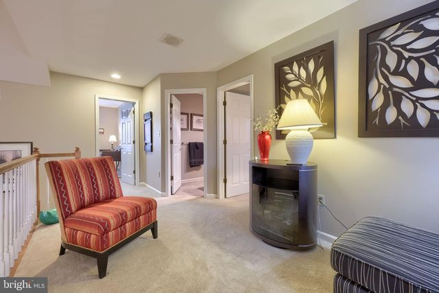 101 CHAPEL LN, Brownstown, PA 17508