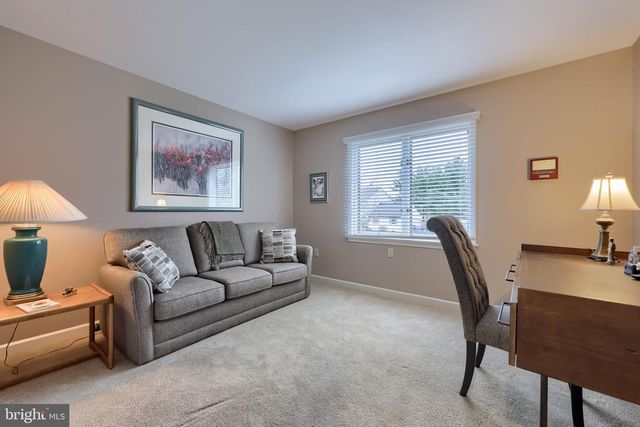 101 CHAPEL LN, Brownstown, PA 17508