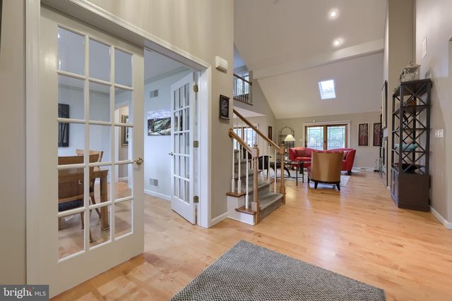 101 CHAPEL LN, Brownstown, PA 17508